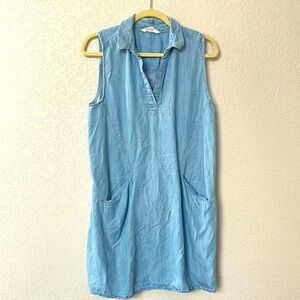 Mountain Khakis Collared Dress Chambray Blue size Medium